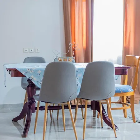 Апартаменты The Garden House Trikala