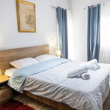 The Garden House Trikala Апартаменты *