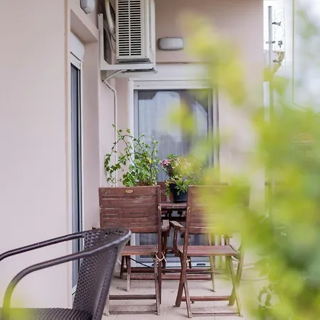 Апартаменты The Garden House Trikala *